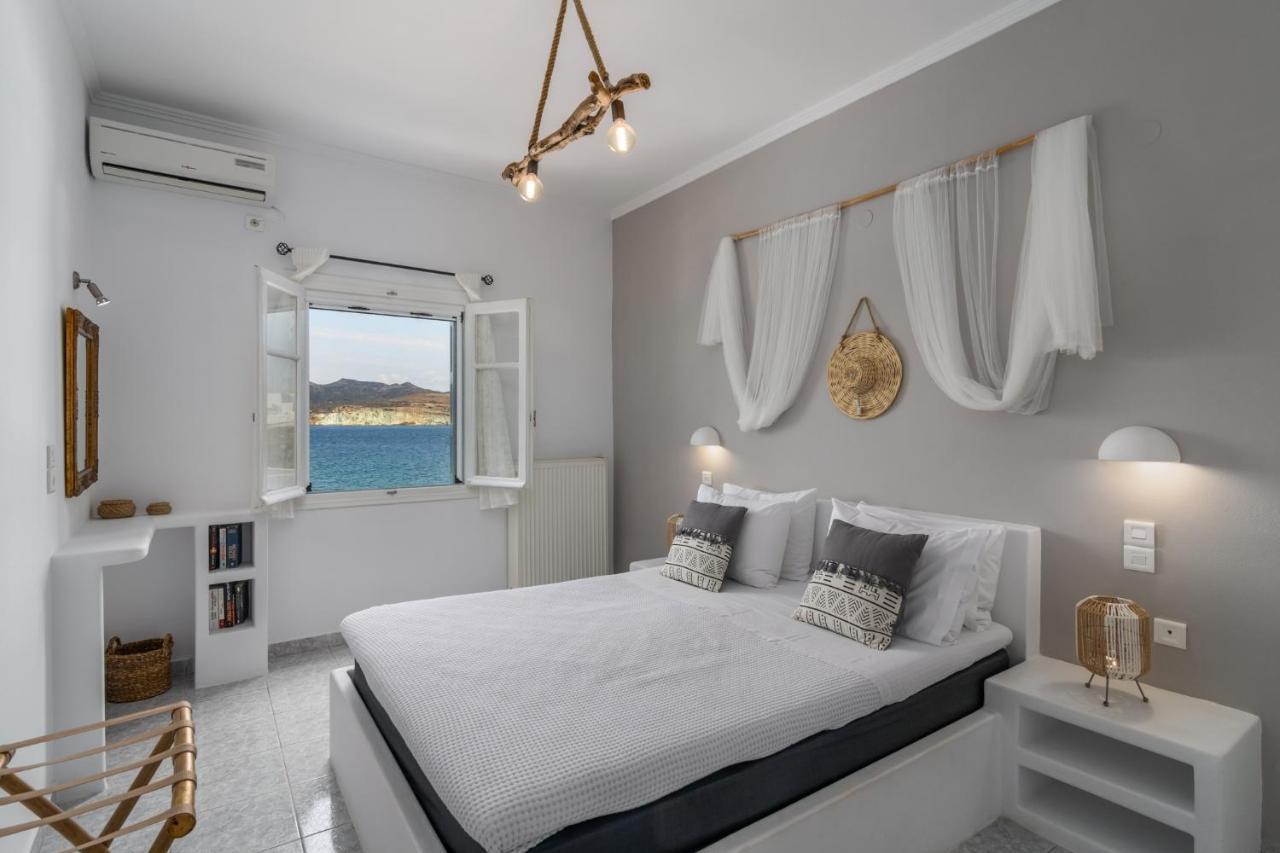 Venia'S Guesthouse Pollonia Ngoại thất bức ảnh